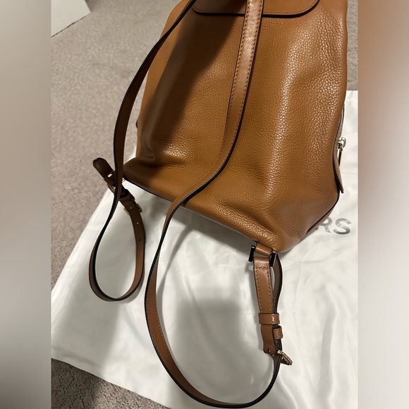 Michael Kors Raven Medium Backpack Pebbled Leather with Dust Bag - Picture 17 of 17